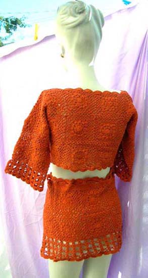 Ladies summer urban wear exprexx exchange import supplier wholesales Fun summer skirt and top set in red knit design, Shirt is half sleeved and skirt has drawstring waist and wide knit pattern 