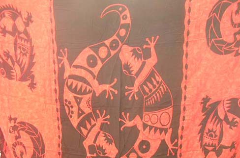 Red and black balinese beach wrap around with gecko print from indonesia import supply b2b trade company