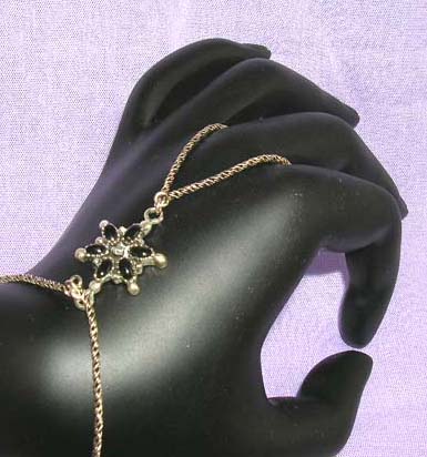 :925.sterling silver slave bracelet with black onyx semi-precious stone          