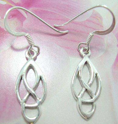 Olive shape celtic sterling silver earring with butterfly knot pattern