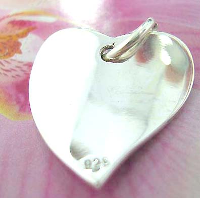 Curvy heart  Thailand made solid sterling silver charm pendant
                       