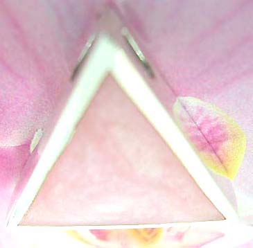 Triangular pink color seashell inlay Thailand made solid sterling silver charm pendant
                       
