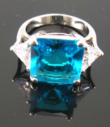 Latest season fashion cubic zirconia engagement ring for lady in aqua cz ring combination two clear cz stones