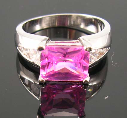 Fashion cubic zirconia engagement & anniversary ring in combination of pink and clear cz stones
