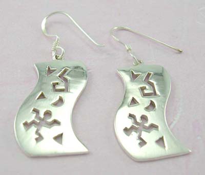 Designer wholesale fashion jewelry of cut-out sterling silver earring in wave design   