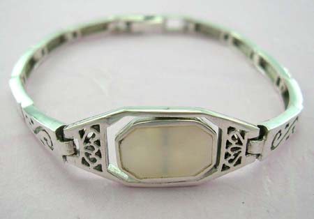 Wholesale jewelry for pearl lover in stamped 925 sterling silver bracelet with rectangular white mother of peral in middle 