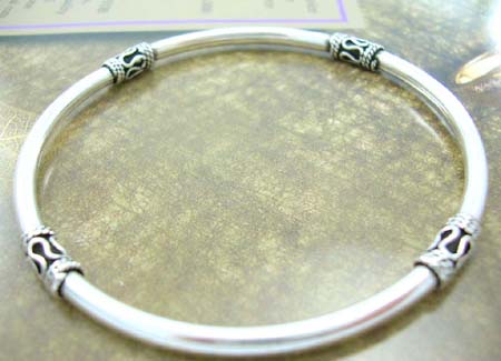 Bangle jewelry fashion for Bali lover wholesale supply sterling silver bangle with four mystice signs             